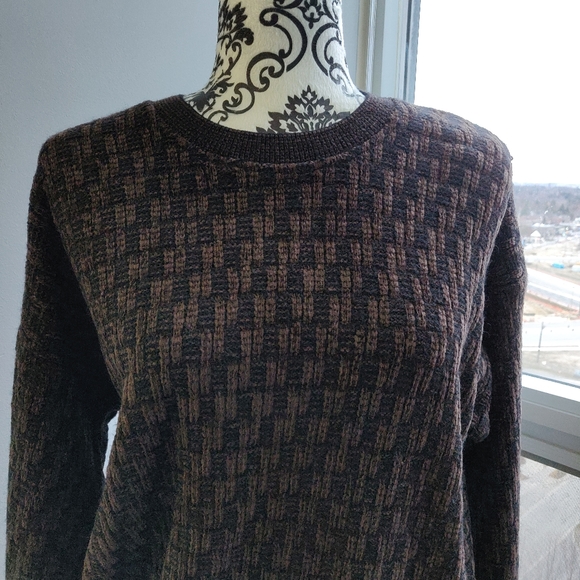 Unisex Over Size Knit Pullover Sweater in Brown - Picture 2 of 8